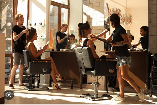 Essential Things to Know About Choosing a Hair Stylist