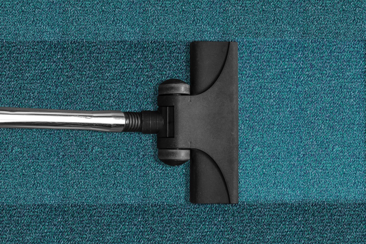 how to deep clean carpet by hand