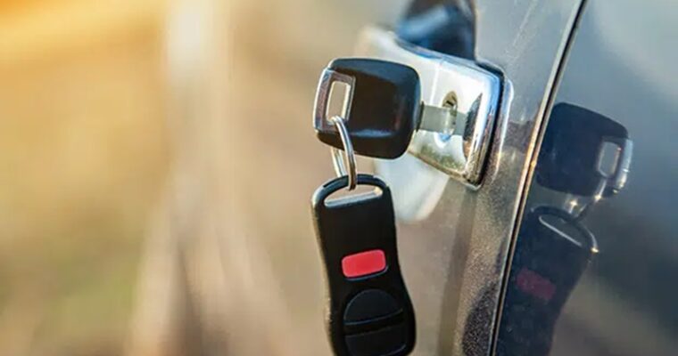 Choose the Right Automotive Locksmith for Your Vehicle