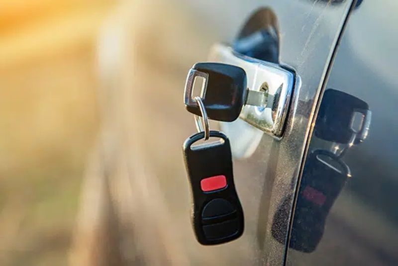 Choose the Right Automotive Locksmith for Your Vehicle