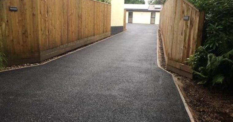 Exploring The Eco-Friendly Qualities Of Permeable Tarmac