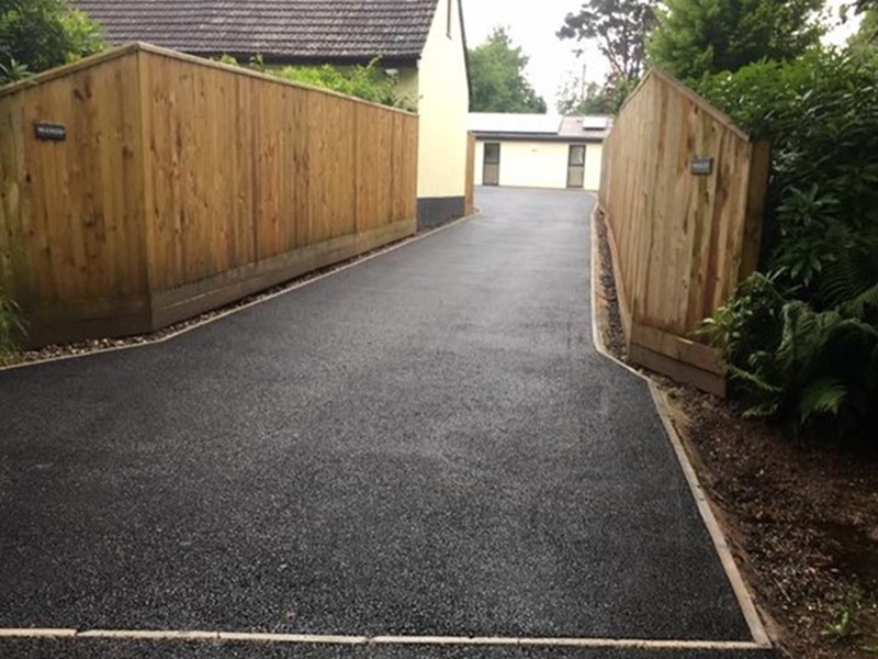 Exploring The Eco-Friendly Qualities Of Permeable Tarmac