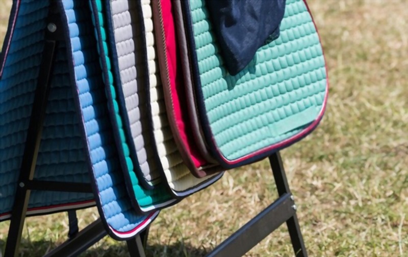 How Different Materials of Dressage Saddle Pads Affect Your Horse’s Comfort