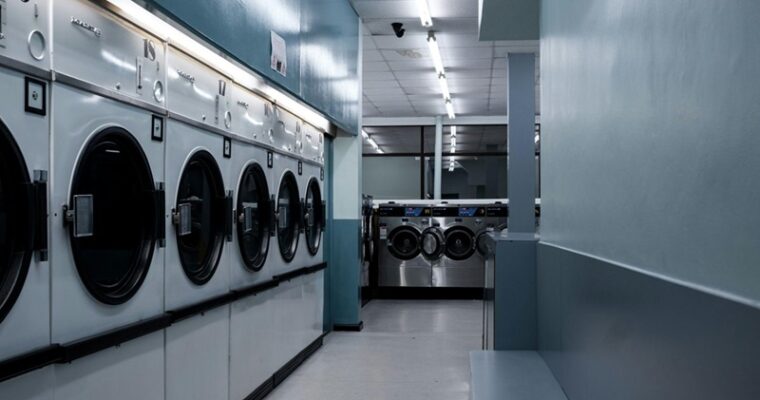 Spotless Solutions: Navigating the World of Full-Service Laundromats